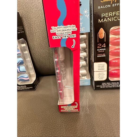 Sally Hansen 6 Sets of Perfect Manicure Press on Nails With Glue New - Picture 5 of 5
